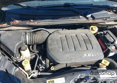 2016 Dodge Grand Caravan American Value Pkg из США, поврежденный, VIN 2C4RDGBG5GR252342